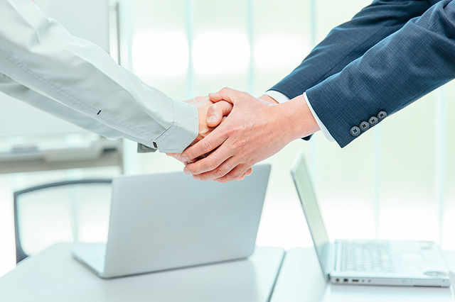 厳選した協力機関との連携